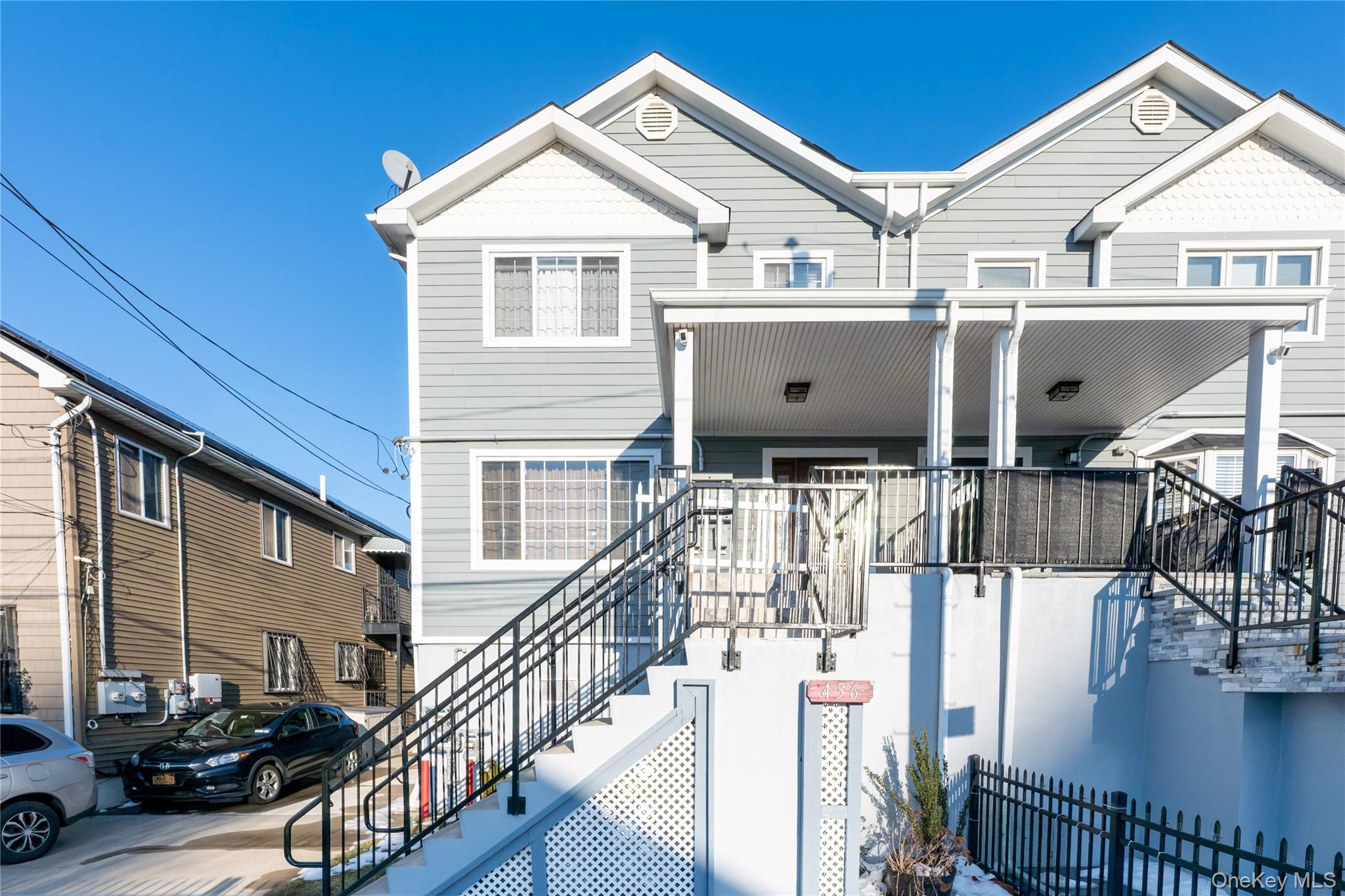 436 Beach 37th Street