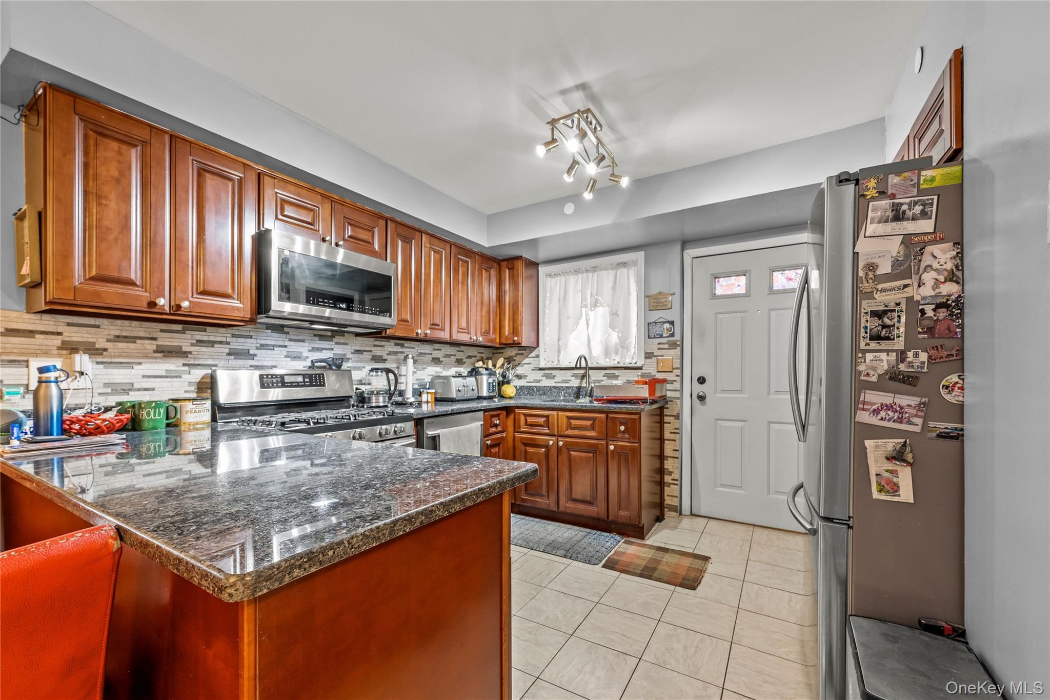 436 Beach 37th Street - Photo 4