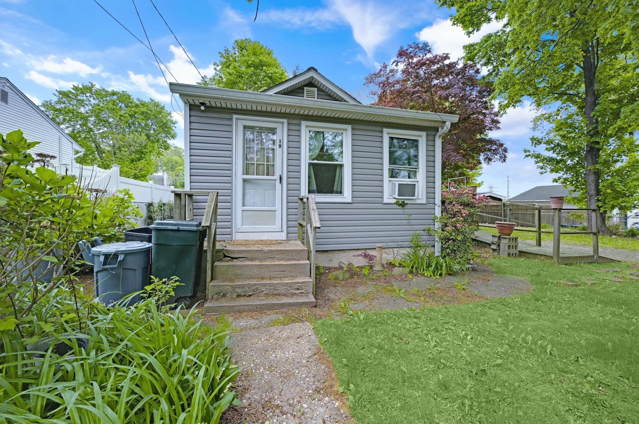 19 Jupiter Road, Rocky Point, New York image 1