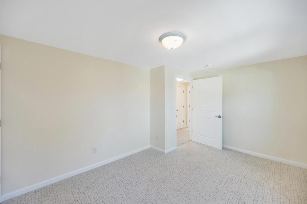 70 Spruce Street, Hicksville, New York image 18