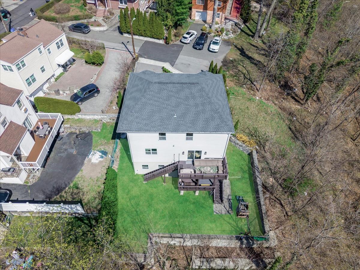 10 W Sudbury Place, Yonkers, Florida image 33