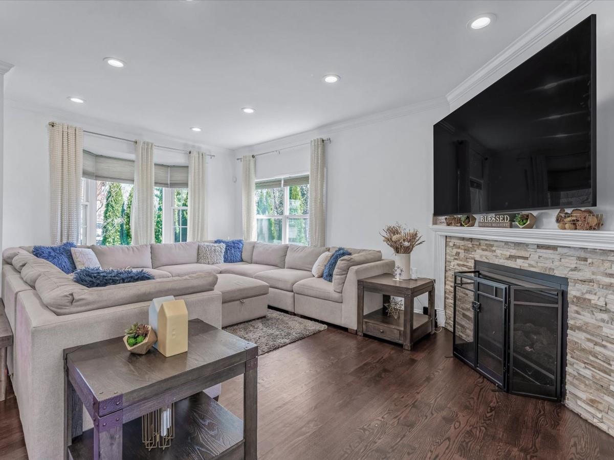 10 W Sudbury Place, Yonkers, Florida image 4