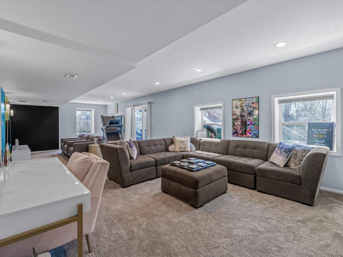 10 W Sudbury Place, Yonkers, Florida image 22