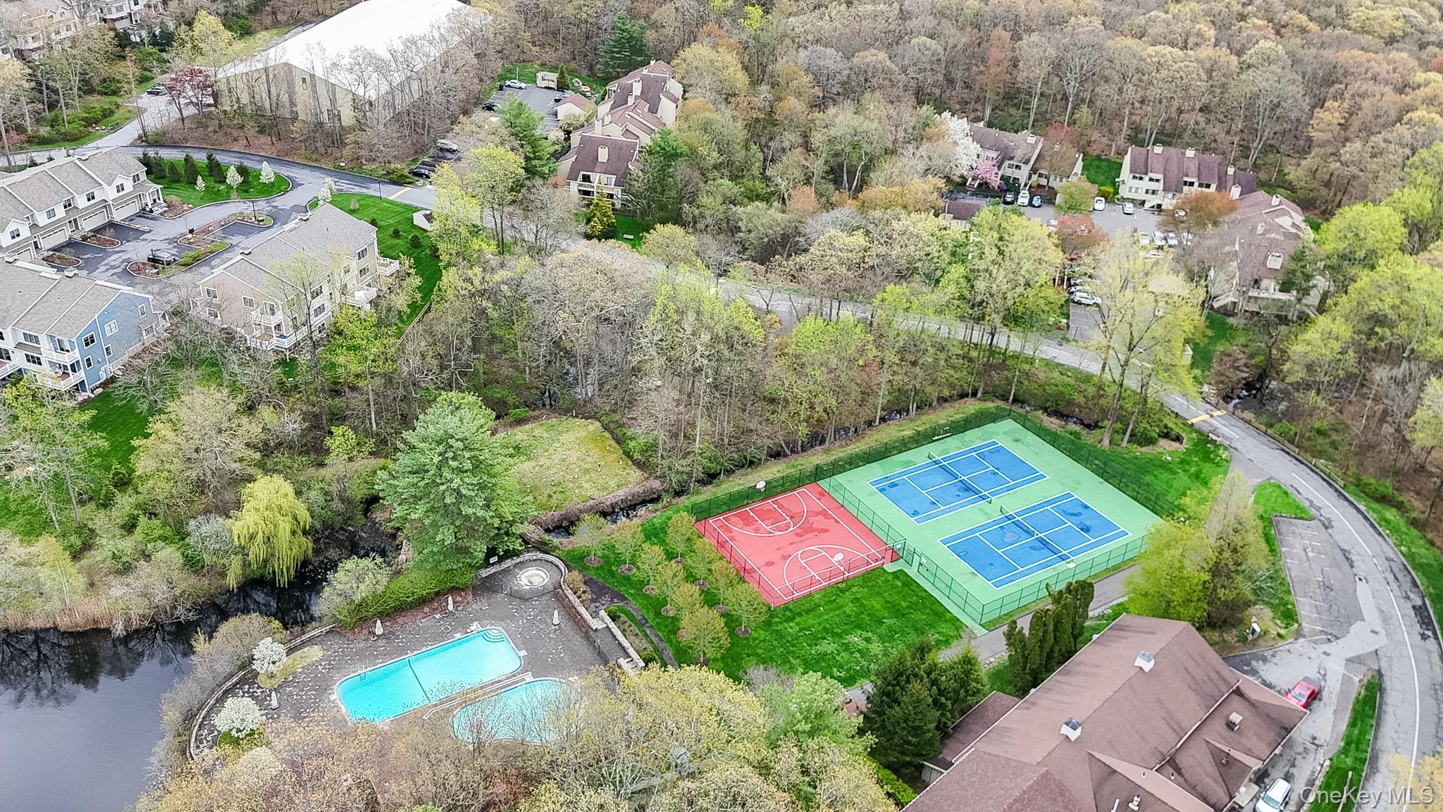 239 Deer Hill Road S