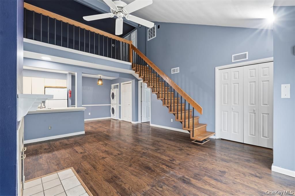 Photo of 239 Deer Hill S, South Salem, NY 10590 (MLS # 987925)