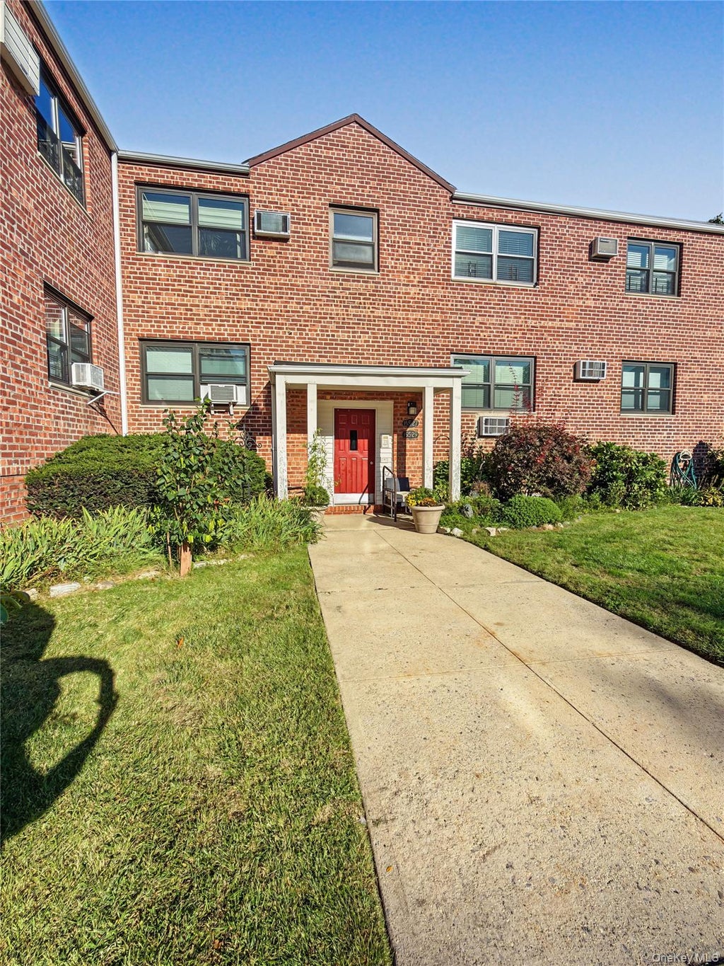 Photo of 155-29 81st Street St #031 (1), Howard Beach, NY 11414 (MLS # 1059251)