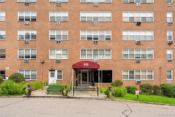615 PALMER RD APT 806, YONKERS, NY 10701 - Image d6f666e6f2fb747cfb181a4586adab76/3799384078