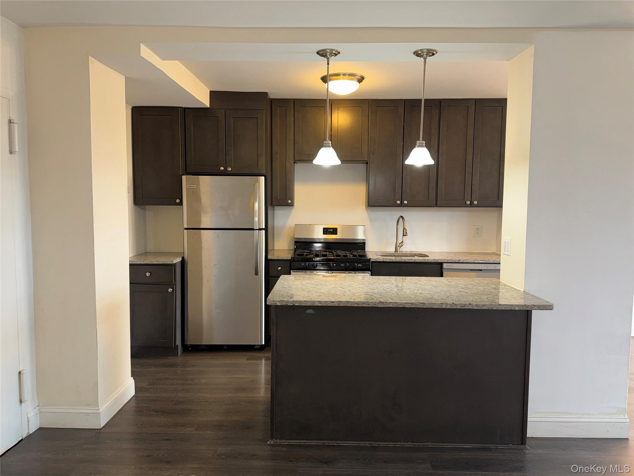 825 Morrison Avenue 12F