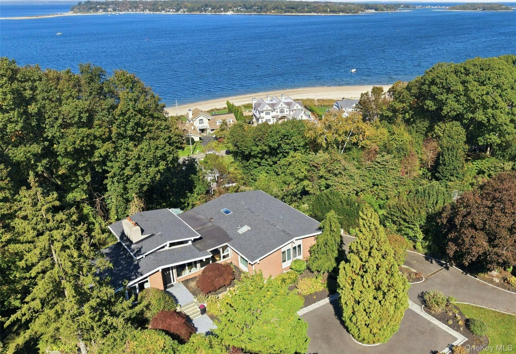 Photo of 17 Terra Mar Drive, Huntington Bay, NY 11743 (MLS # 1059512)