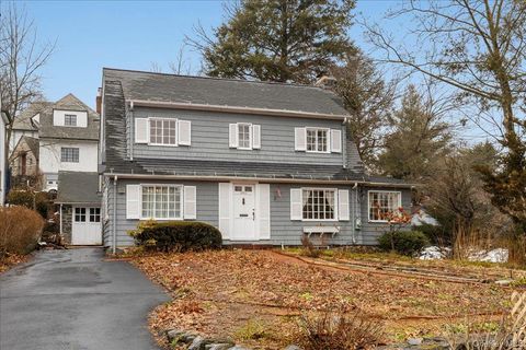 686 Forest Avenue Larchmont NY 10538