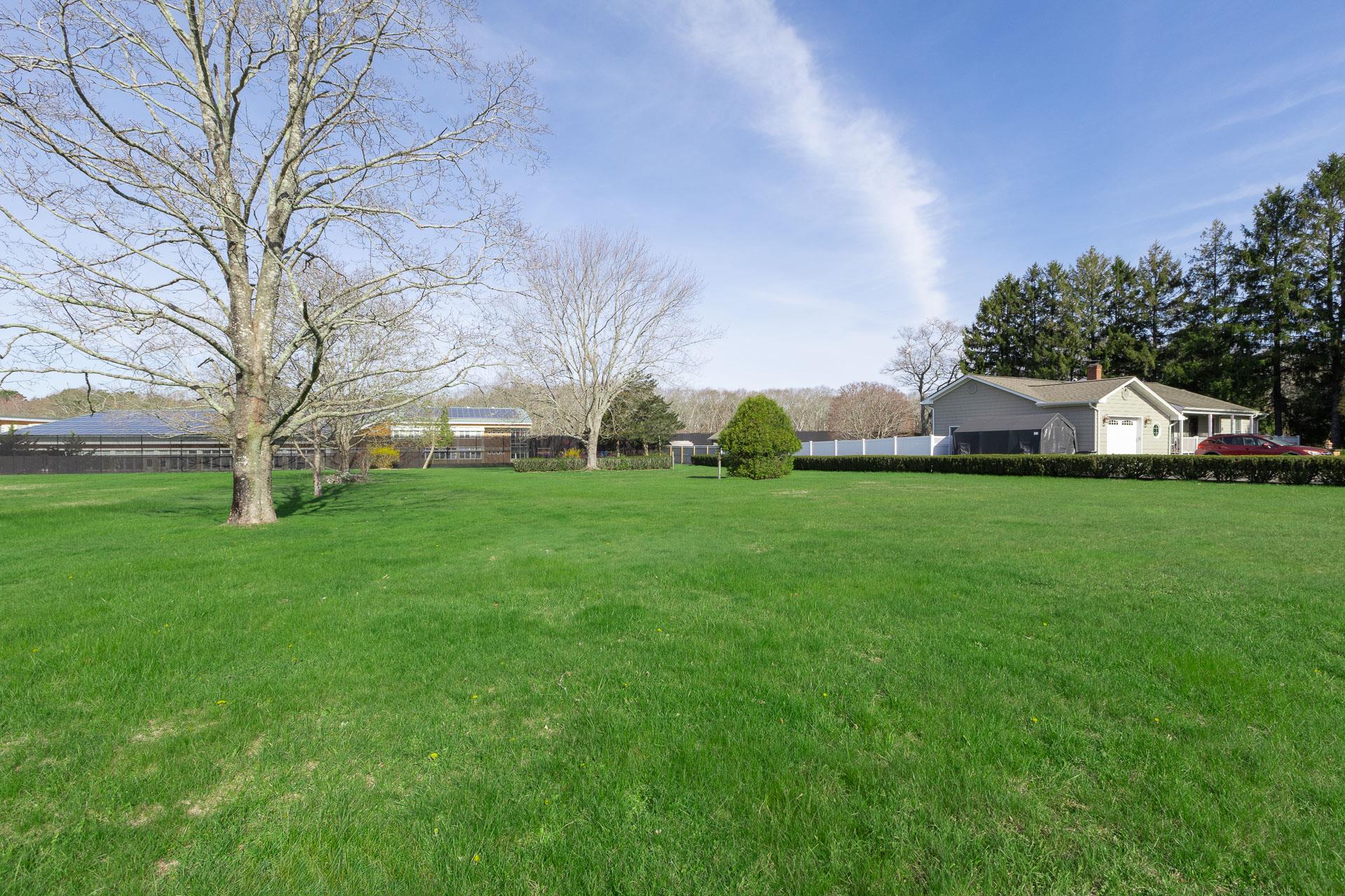 13 Tuttle Avenue, Eastport, New York image 15
