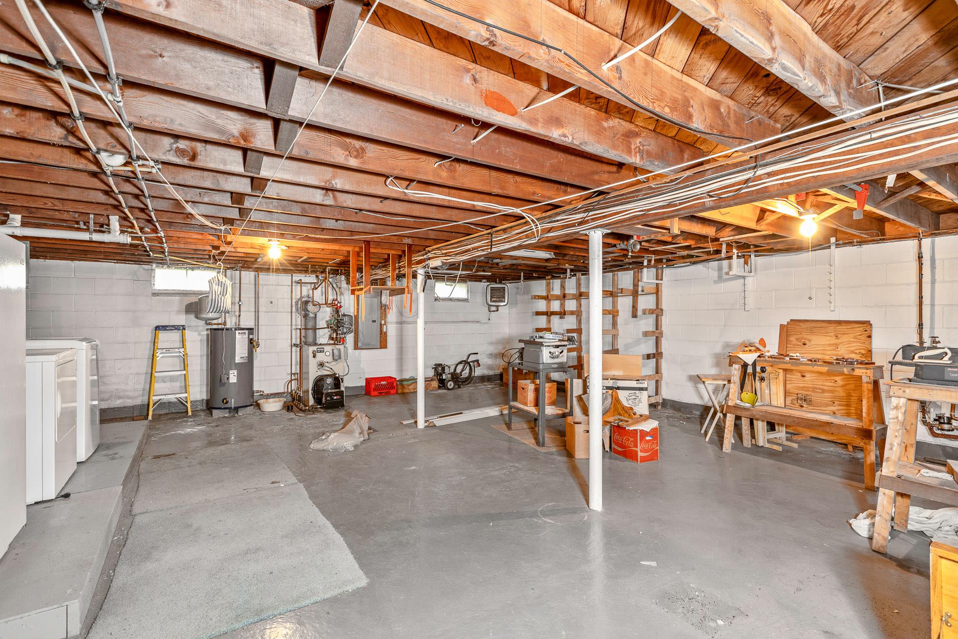 13 Tuttle Avenue, Eastport, New York image 14