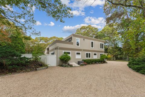 14 Woodland Lane Quogue NY 11959
