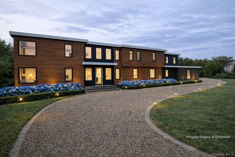 207 Middle Line Highway Southampton NY 11968