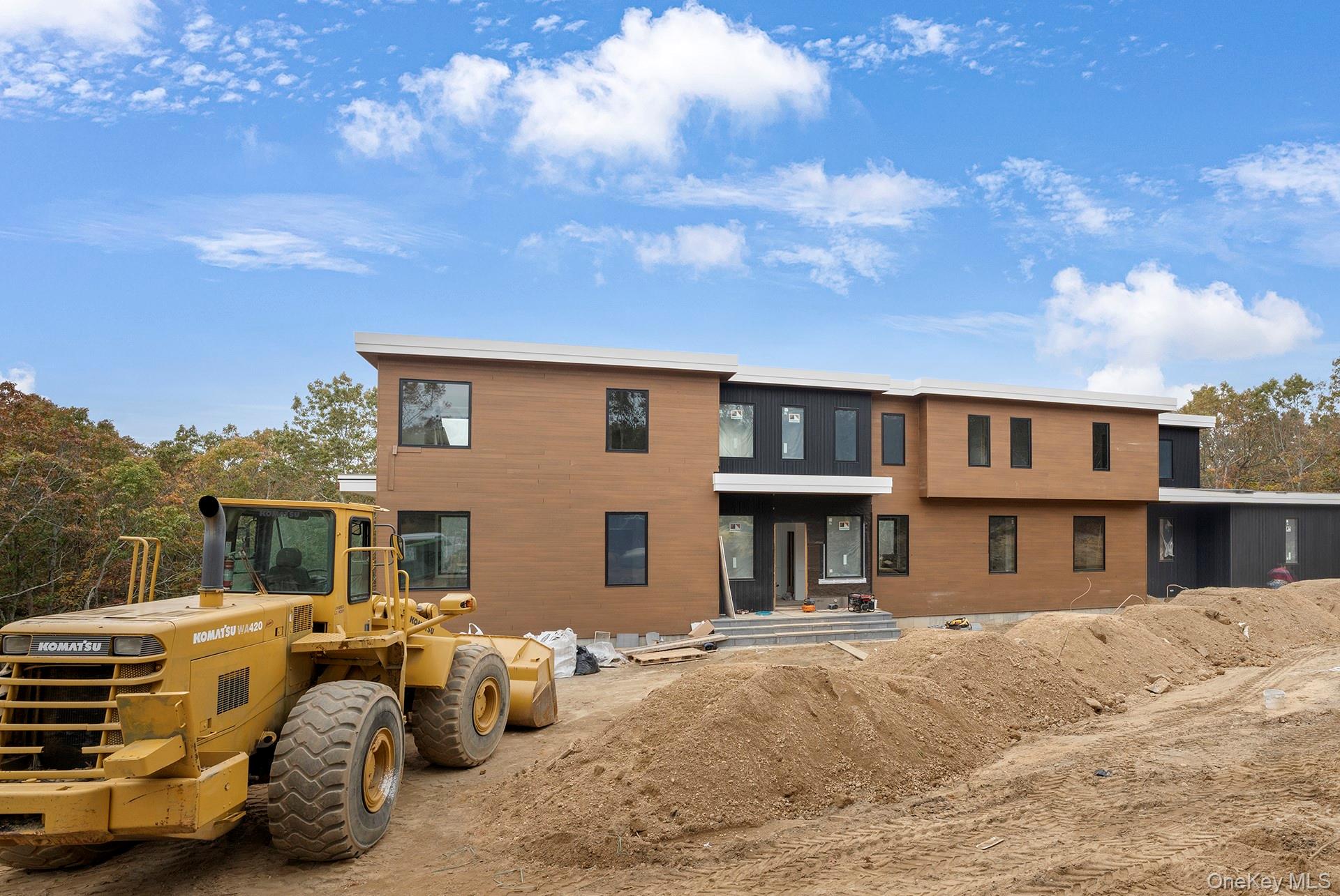 207 Middle Line Highway