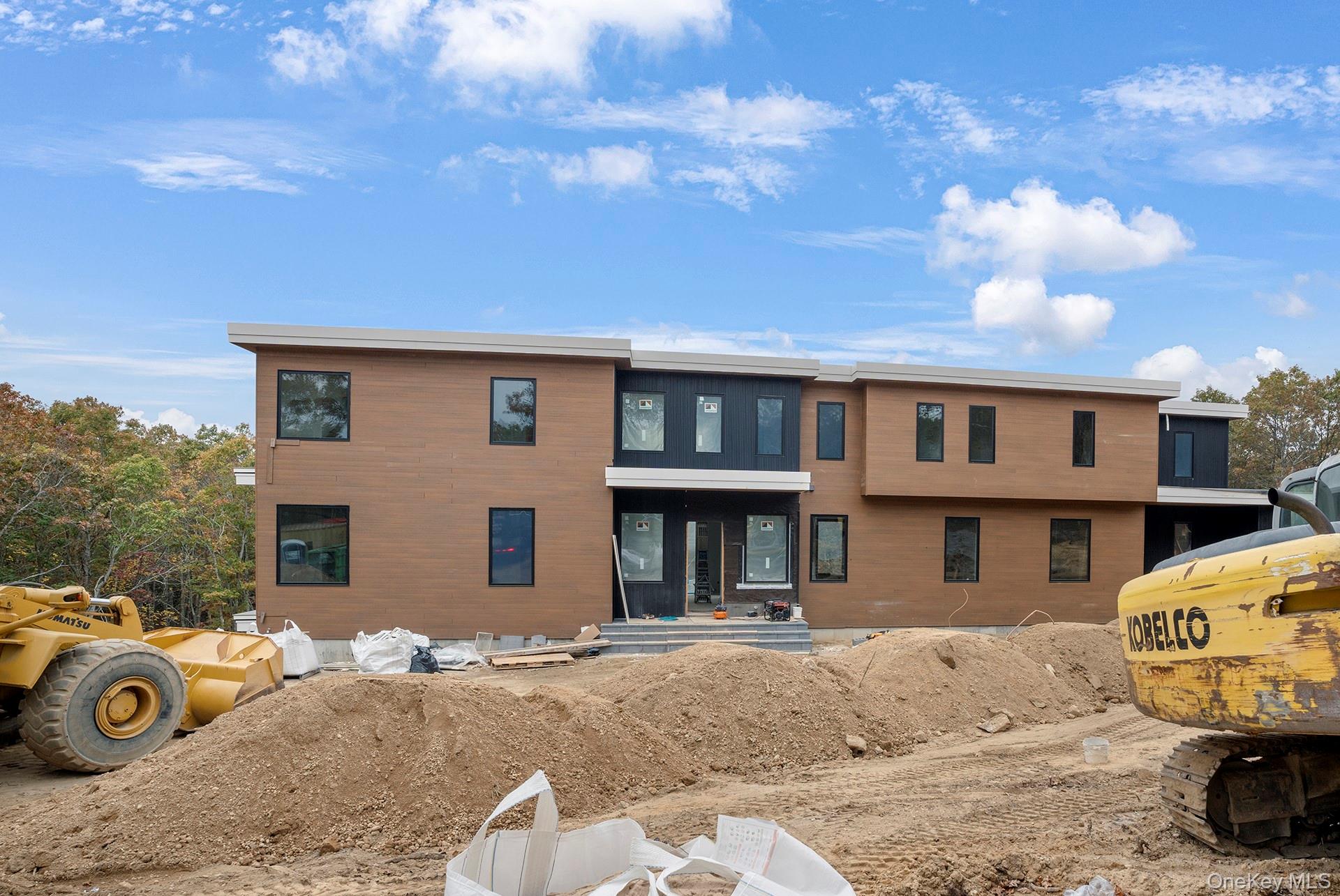 207 Middle Line Highway