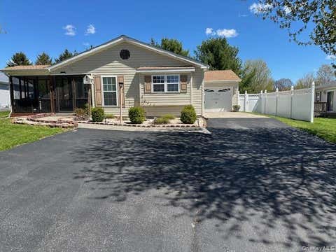 Mobile Home For Sale - 35 Gables Boulevard<br/> Poughkeepsie, NY 12603