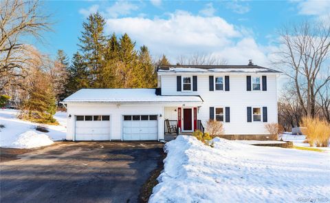 16 Saddle Ridge Drive Hopewell Junction NY 12533