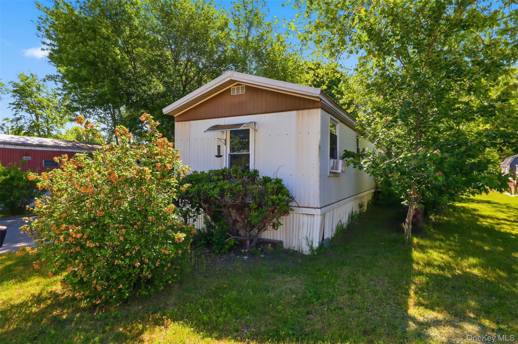 2 Daisy Drive