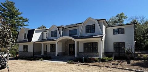 4 Middle Hollow Road Lloyd Harbor NY 11743