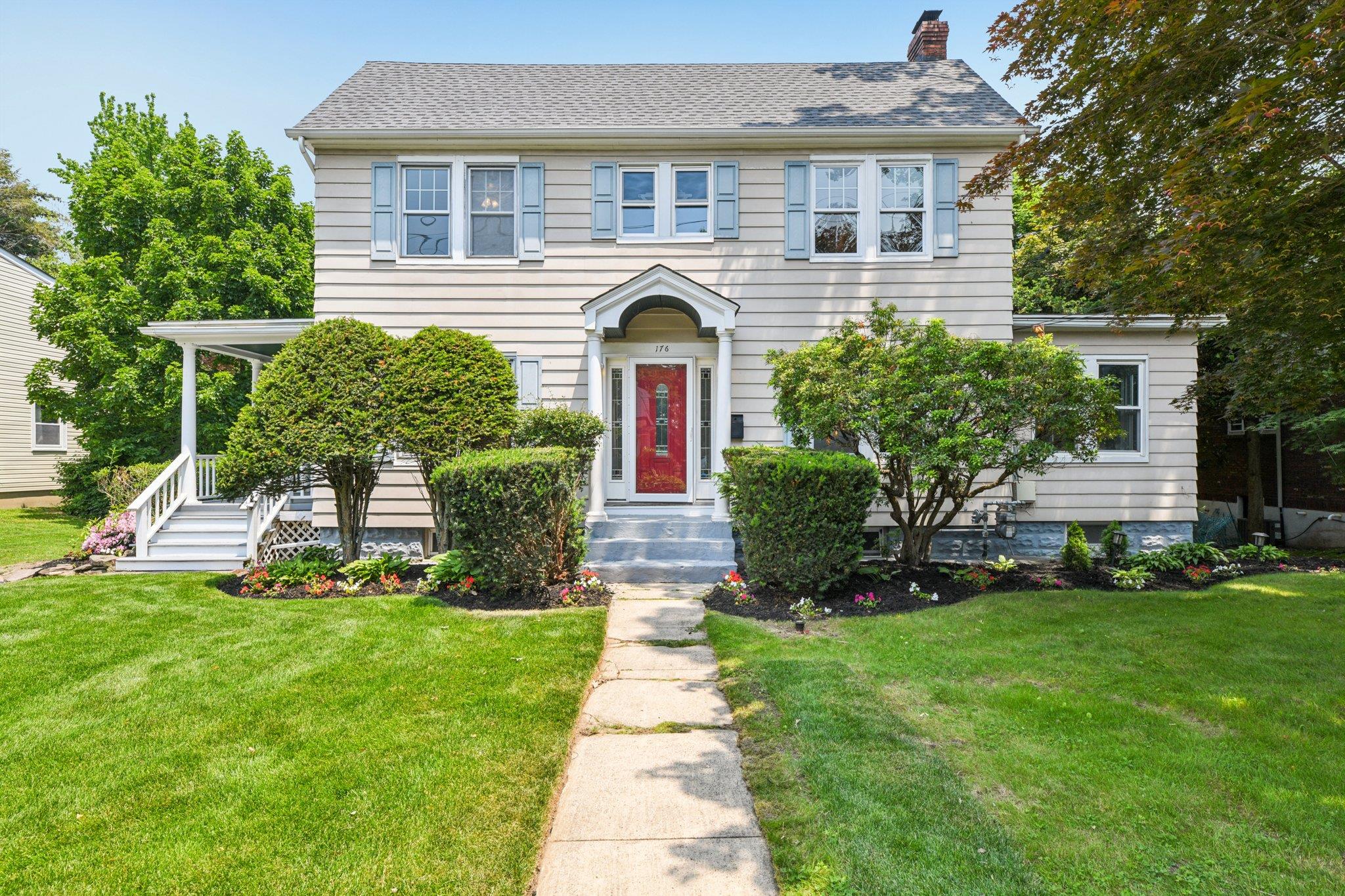 Property for Sale at Nassau Road, Huntington, Hamptons, NY - Bedrooms: 3 
Bathrooms: 2  - $879,000