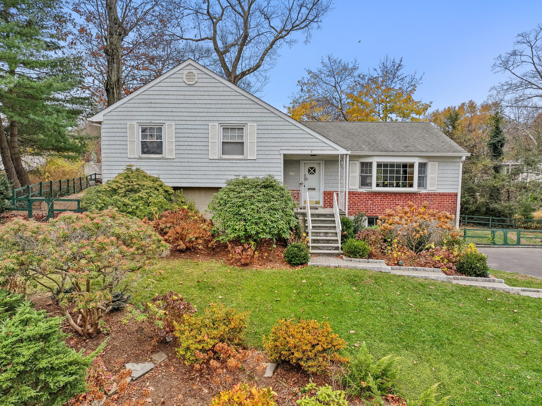 137 Princeton Drive, Hartsdale, New York image 28