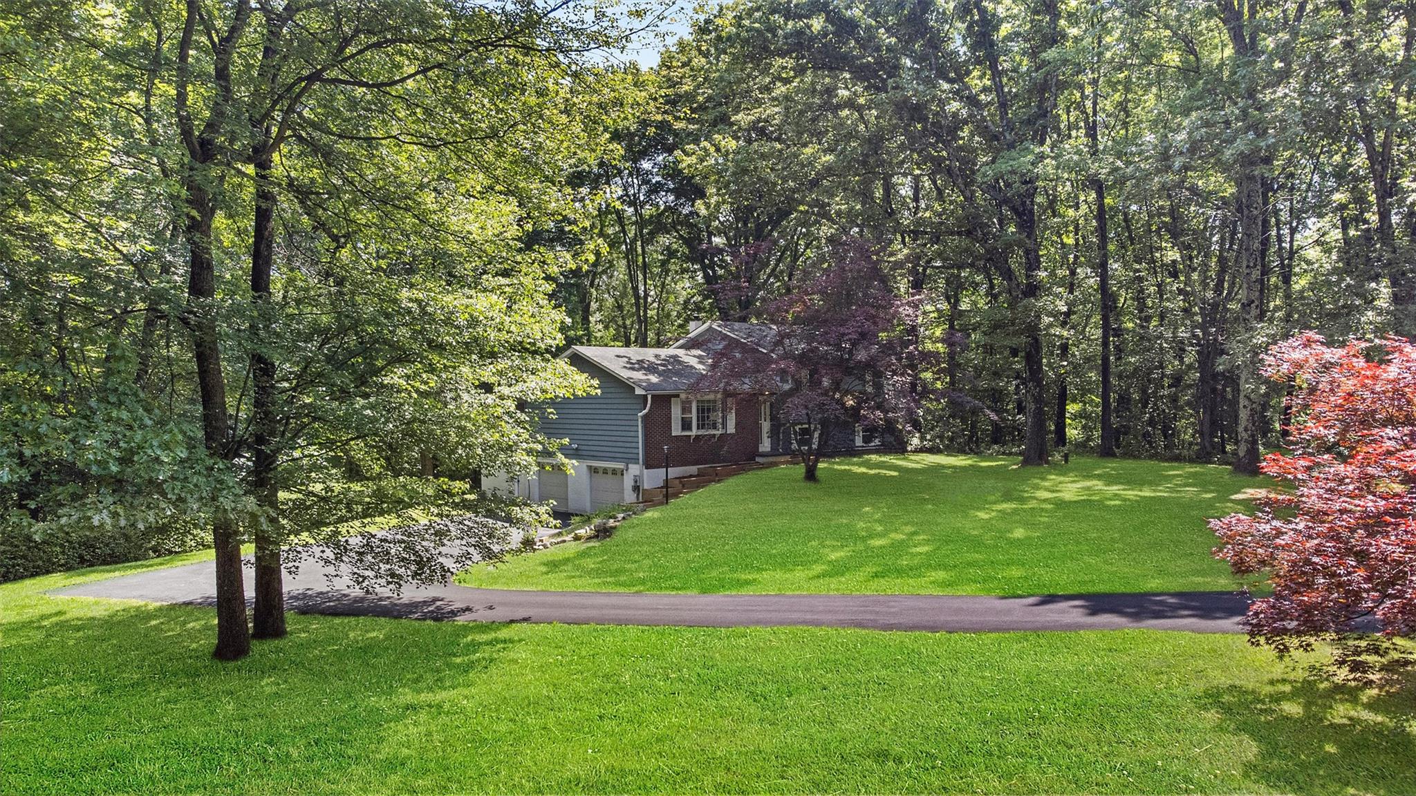 22 Marcella Boulevard, Hopewell Junction, New York image 3