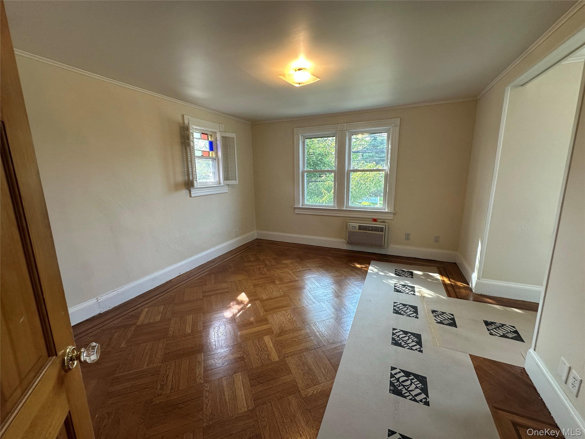215 Conklin Street