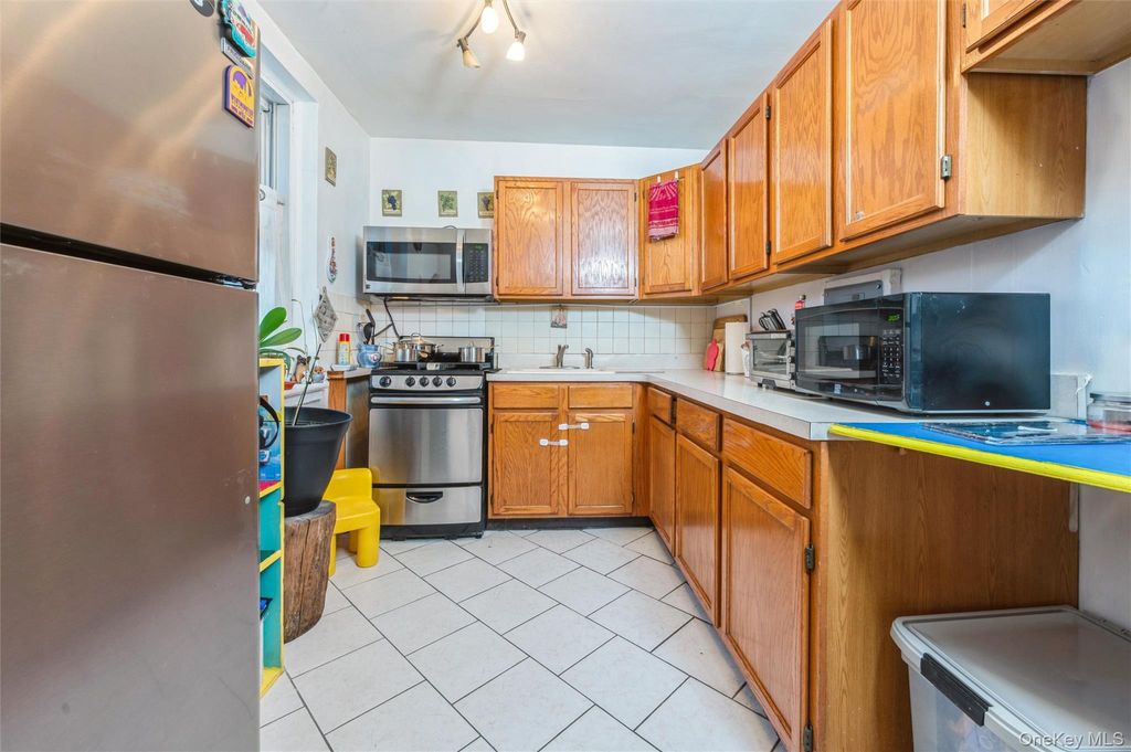 Photo of 755 Bronx River Road #1C, Bronxville, NY 10708 (MLS # 964088)