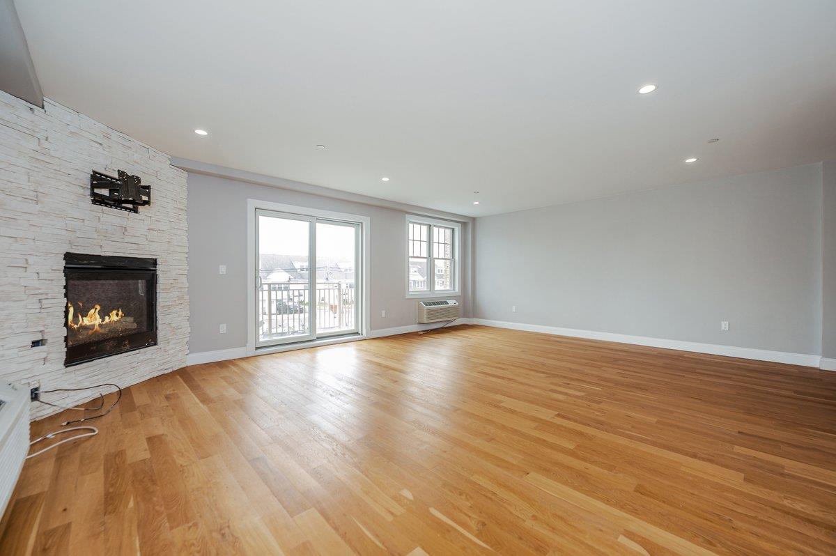 661 W Broadway #202, Long Beach, New York image 6