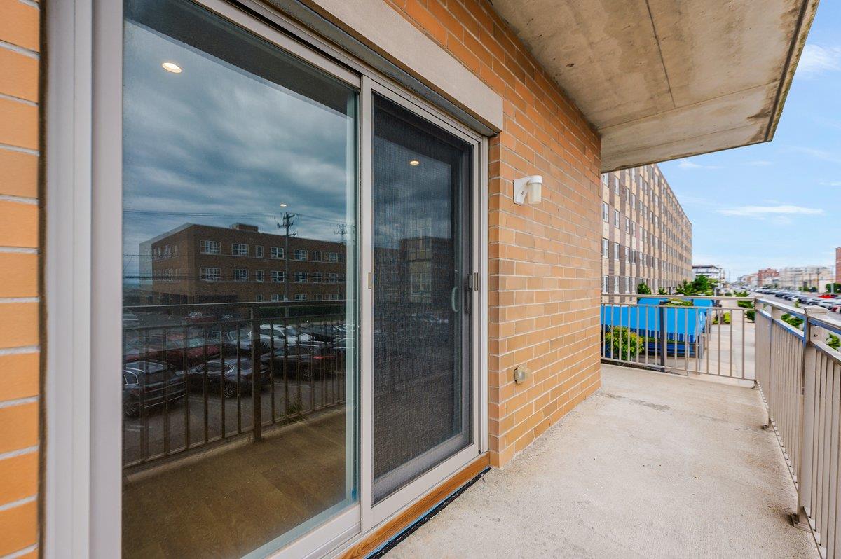 661 W Broadway #202, Long Beach, New York image 15