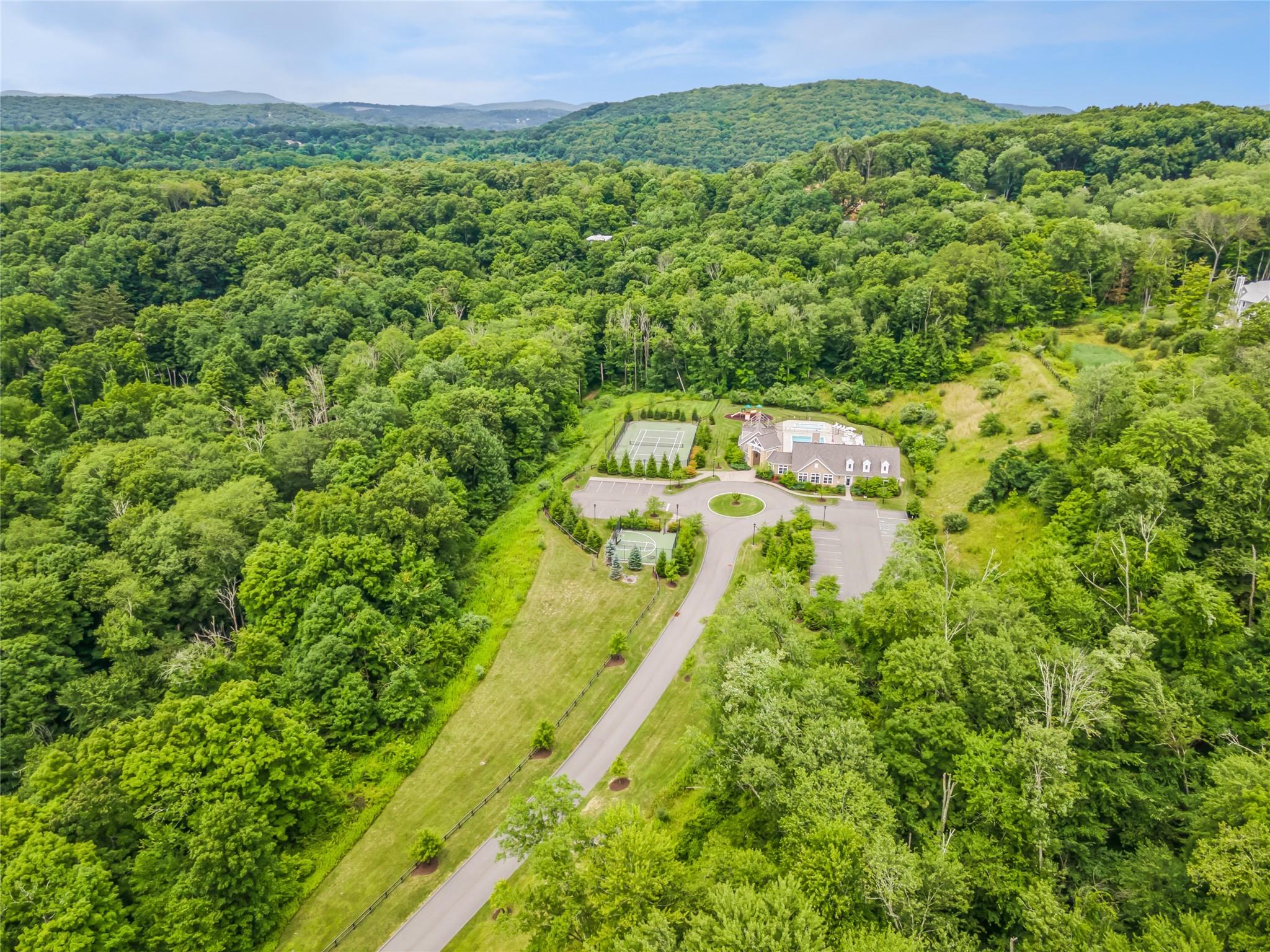 28 Stonehollow Drive, Brewster, New York image 50