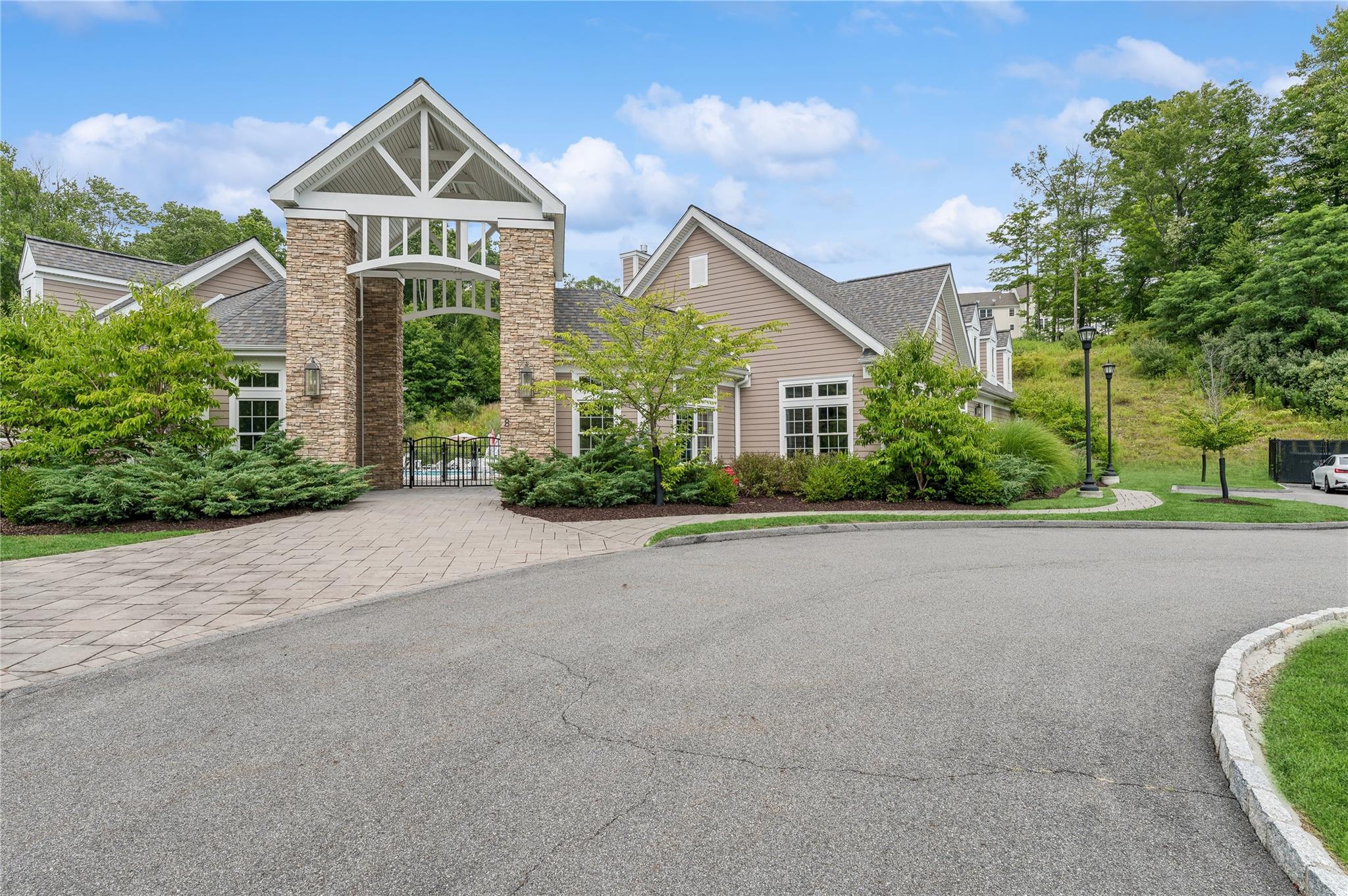 28 Stonehollow Drive, Brewster, New York image 45