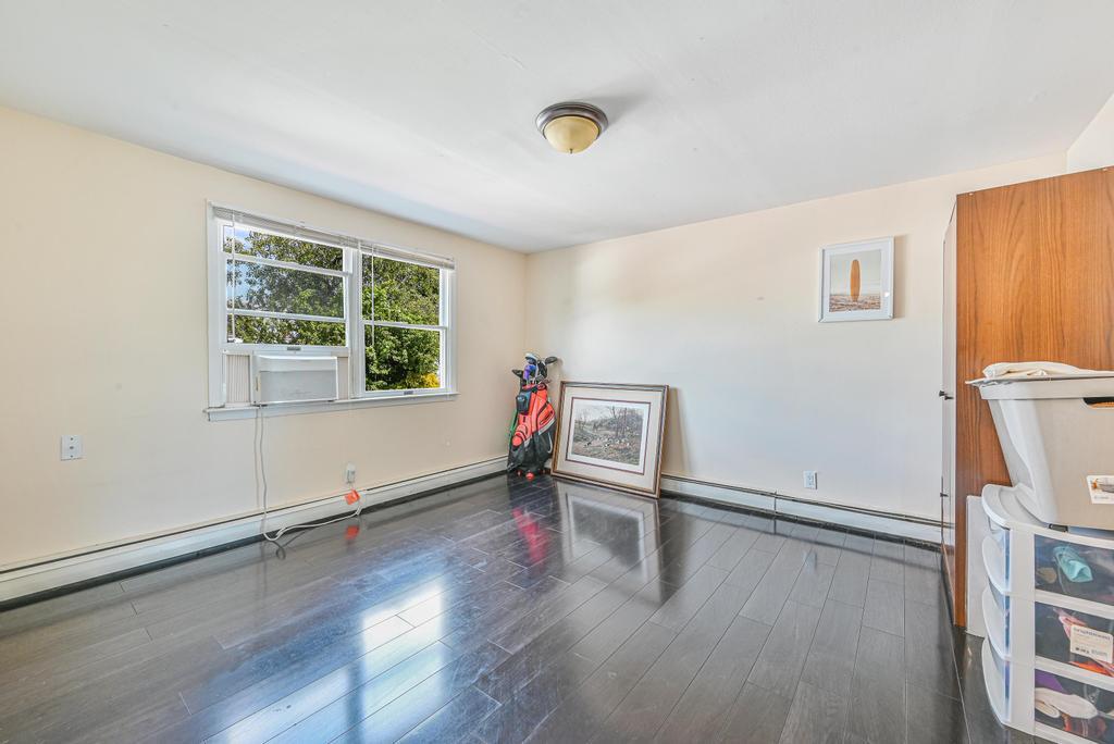 943 Durham Road, East Meadow, New York image 25