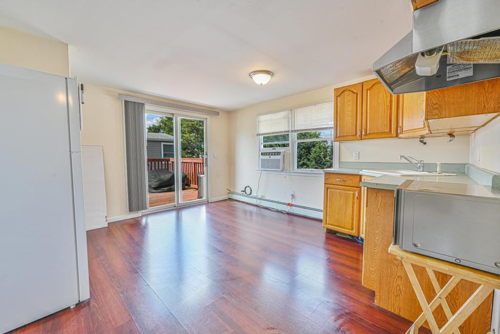 943 Durham Road, East Meadow, New York image 22