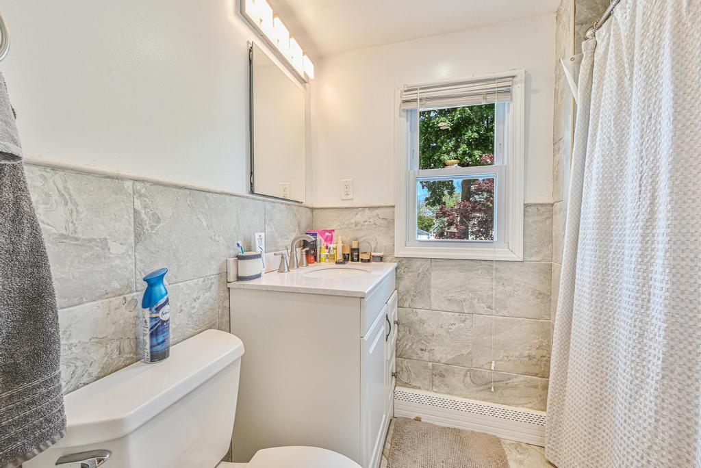 943 Durham Road, East Meadow, New York image 20