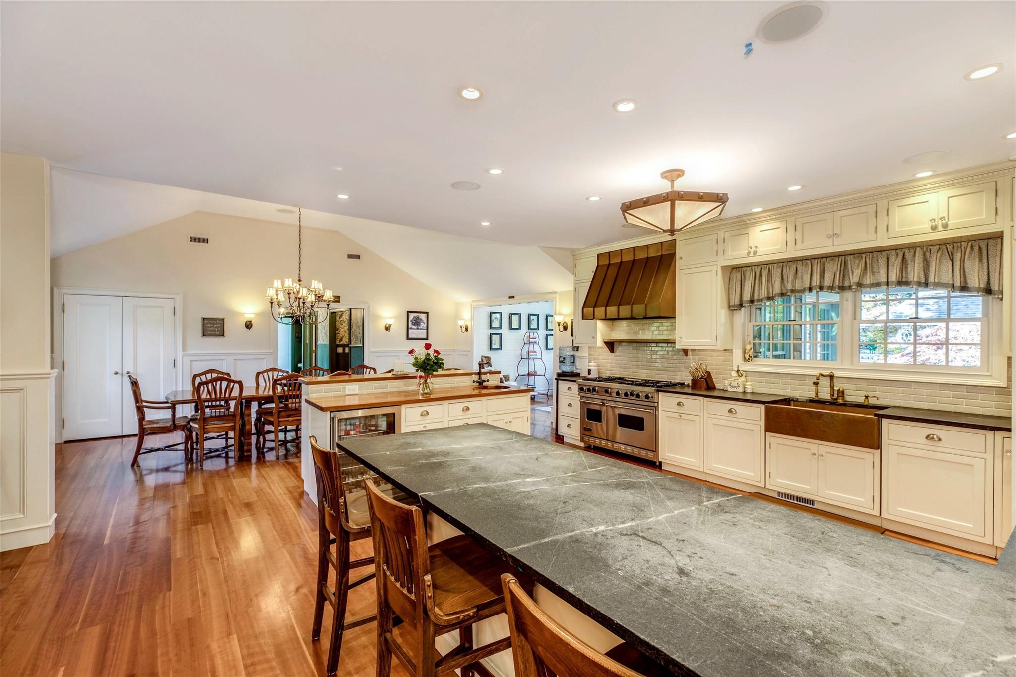68 Quogue Riverhead Road, Quogue, New York image 13