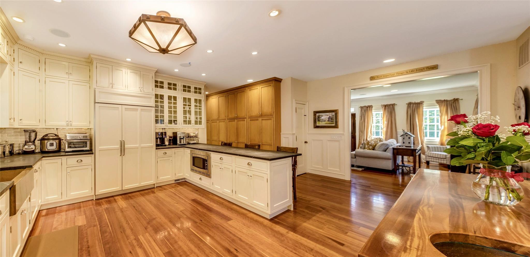 68 Quogue Riverhead Road, Quogue, New York image 11