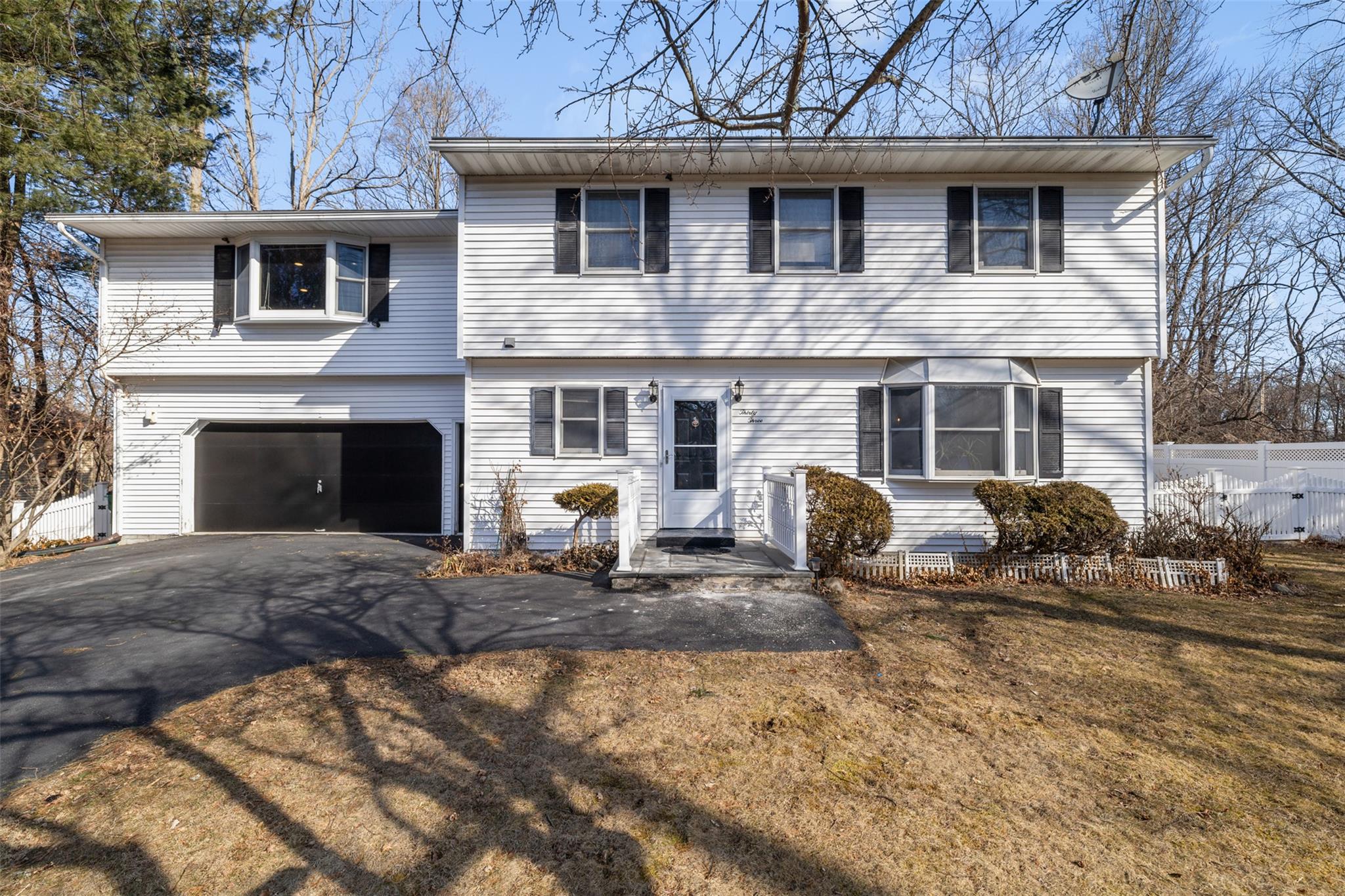 33 Ireland Drive, Poughkeepsie, New York image 1