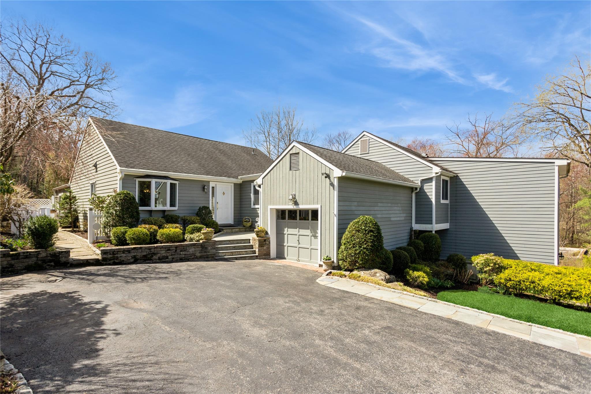 Property for Sale at Dogwood Court, Goldens Bridge, New York - Bedrooms: 2 
Bathrooms: 2 
Rooms: 6  - $555,000