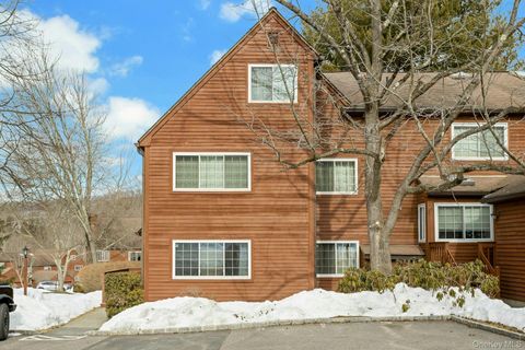 Condo For Sale - 802 Autumn Lane<br/> Putnam County, Brewster, NY 10509