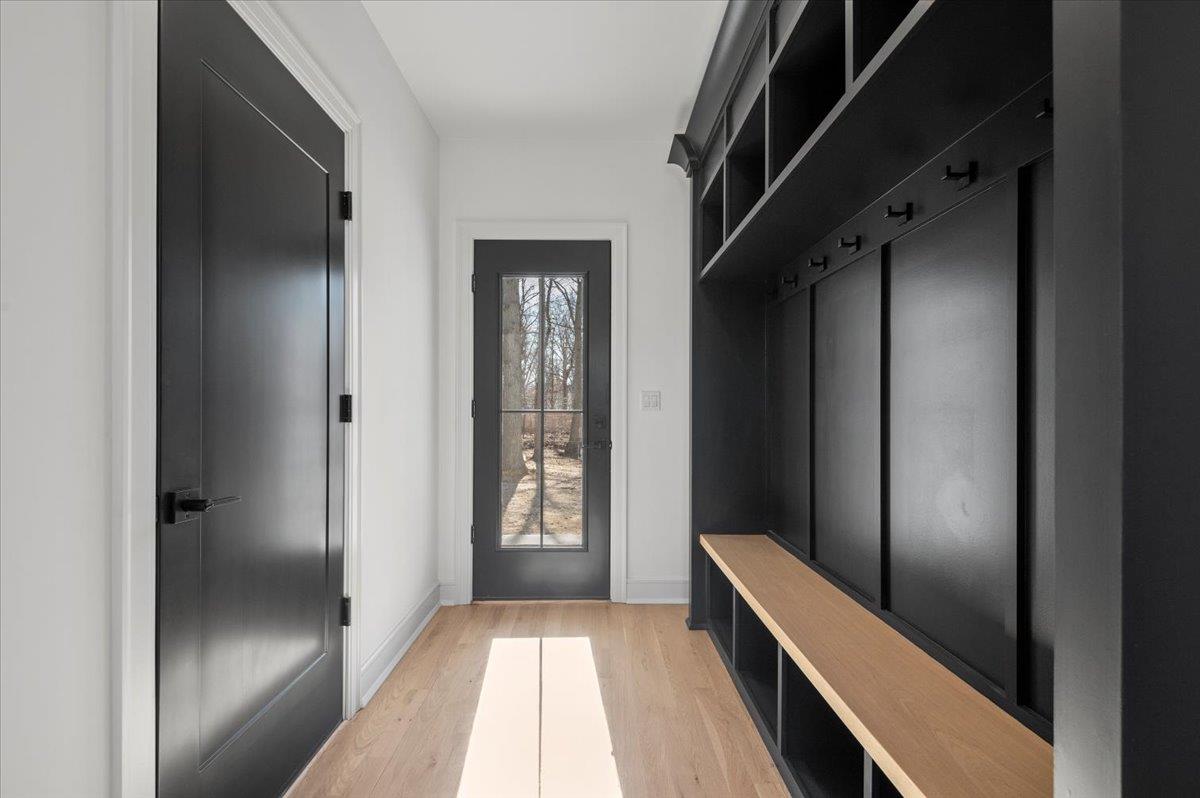 Huntington, New York 11746, United States, 4 Bedrooms Bedrooms, ,3 BathroomsBathrooms,Residential,Active,86865