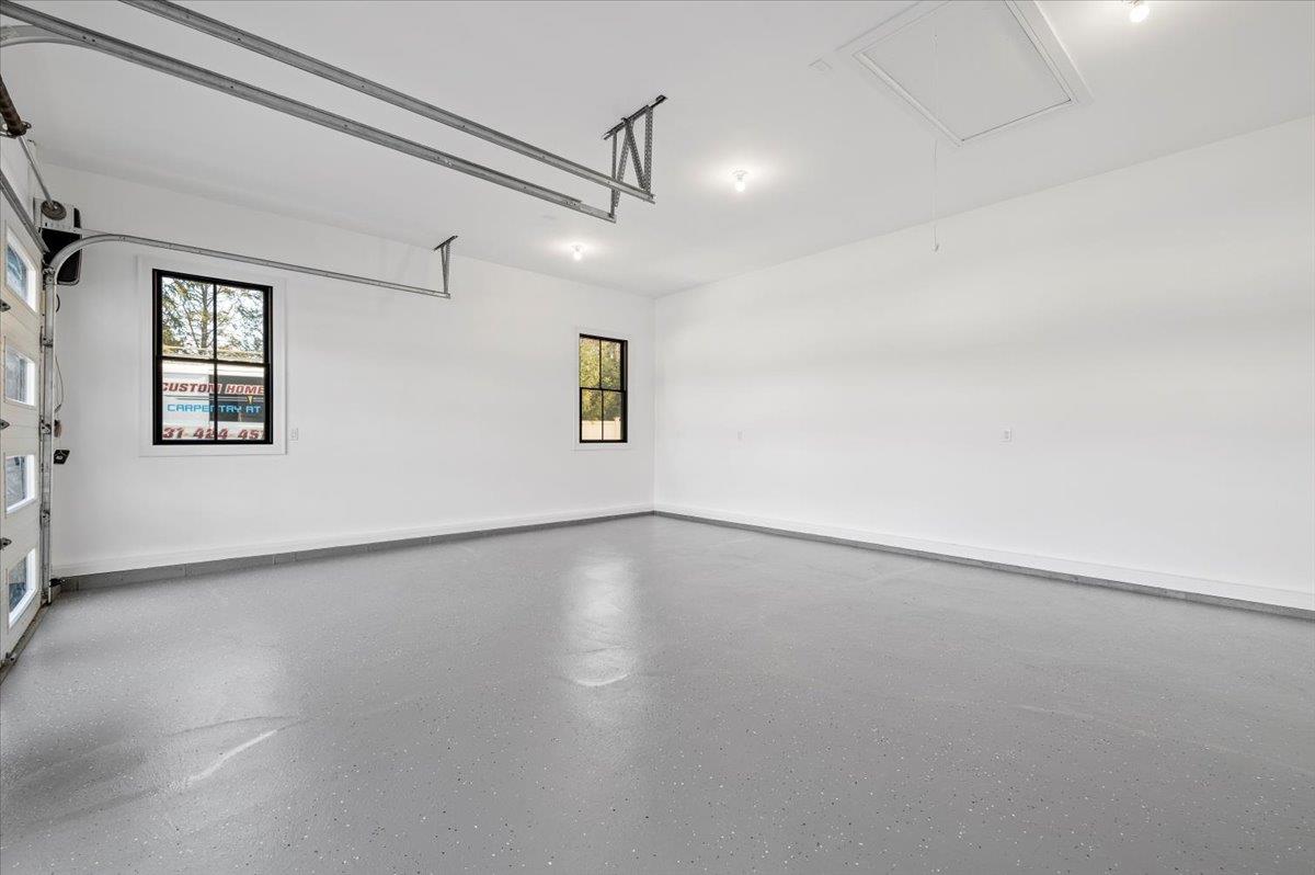 Huntington, New York 11746, United States, 4 Bedrooms Bedrooms, ,3 BathroomsBathrooms,Residential,Active,86865