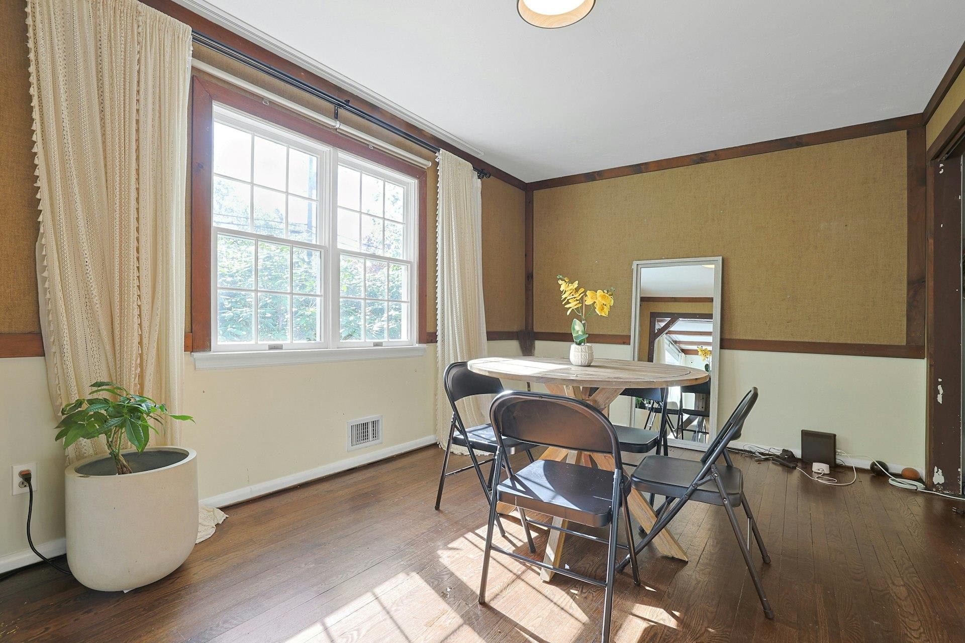 35 Harding Street, Pearl River, New York image 9