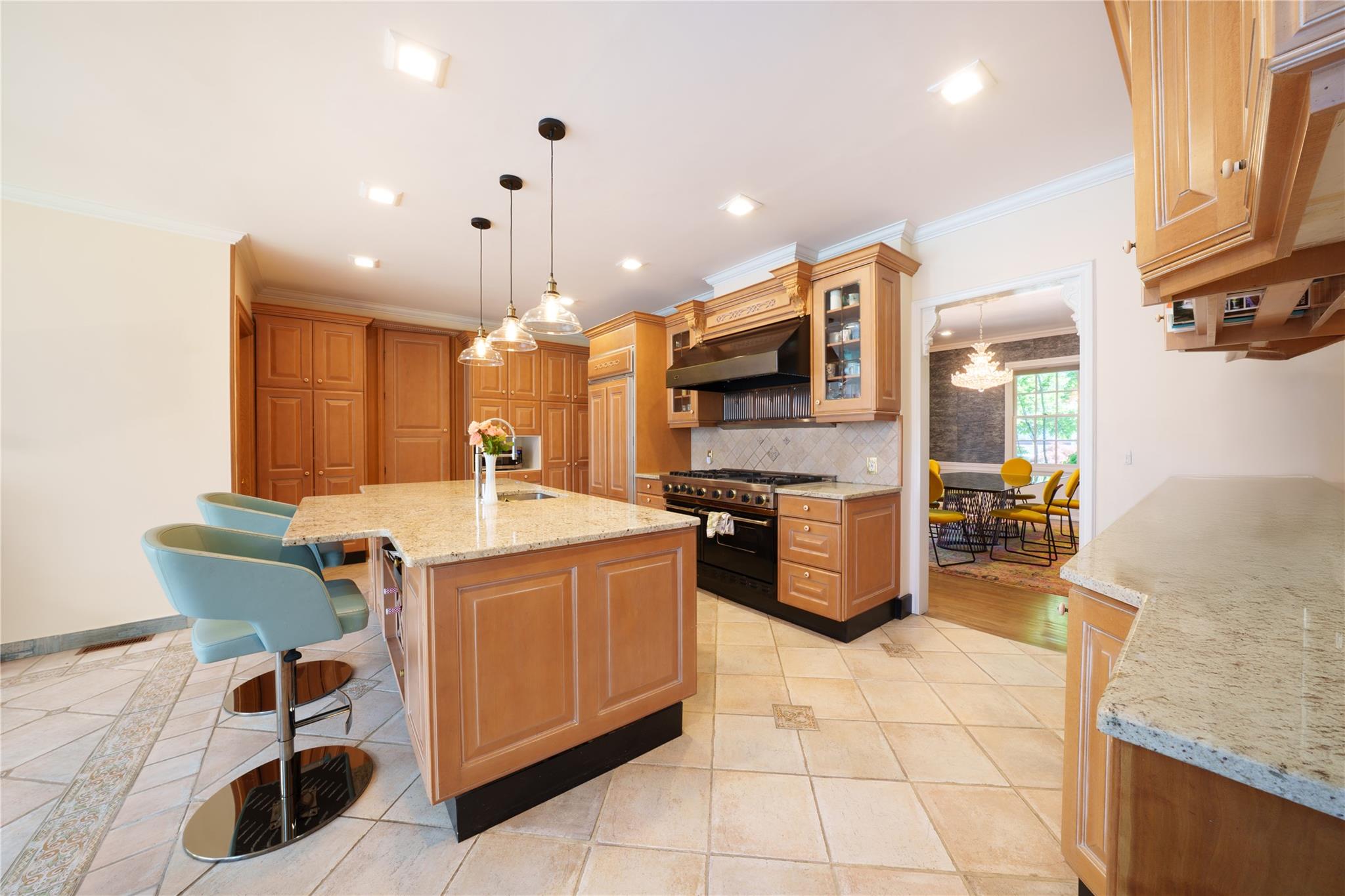 2420 Little Neck Boulevard, Bayside, New York image 10