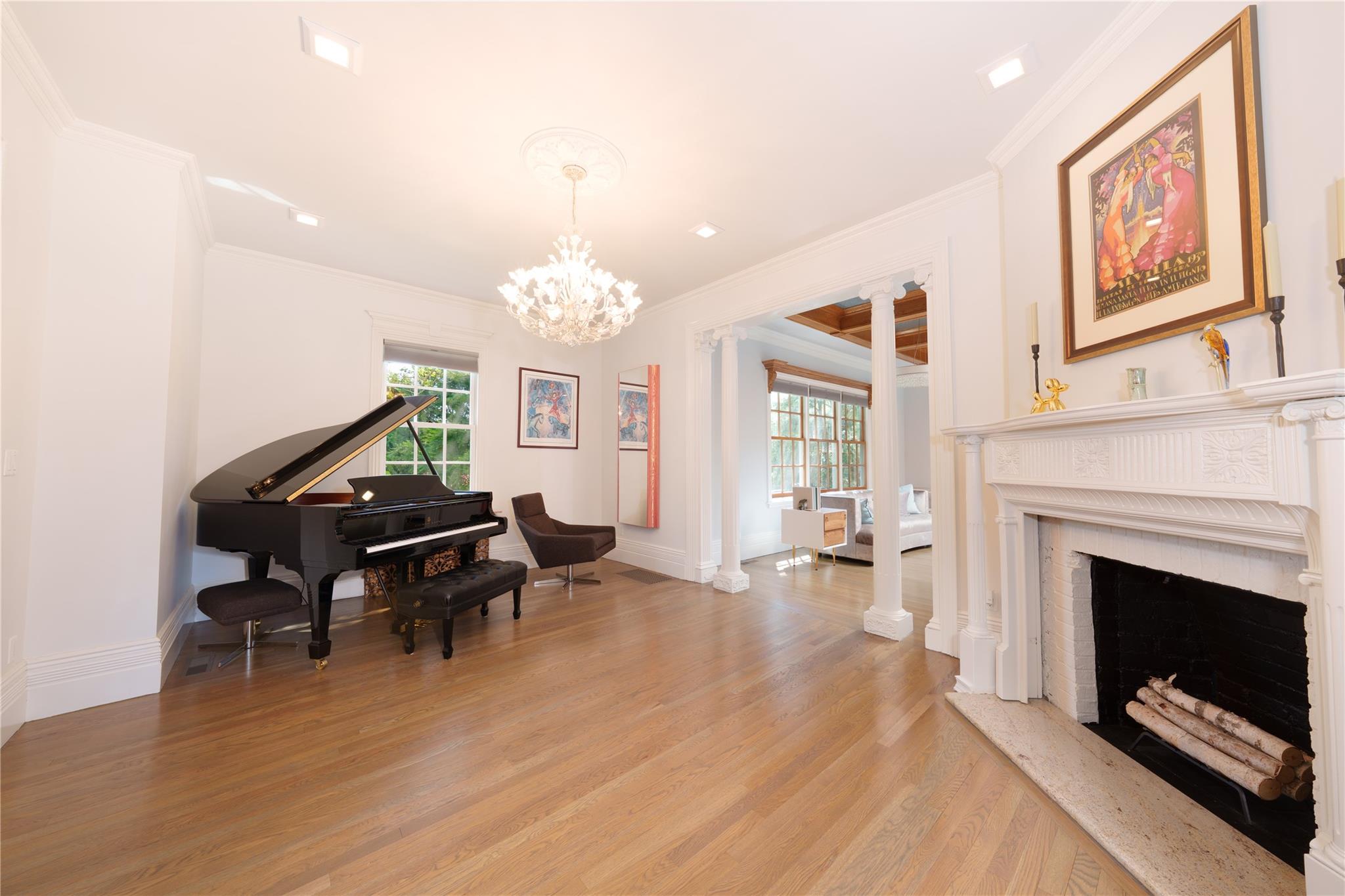 2420 Little Neck Boulevard, Bayside, New York image 8