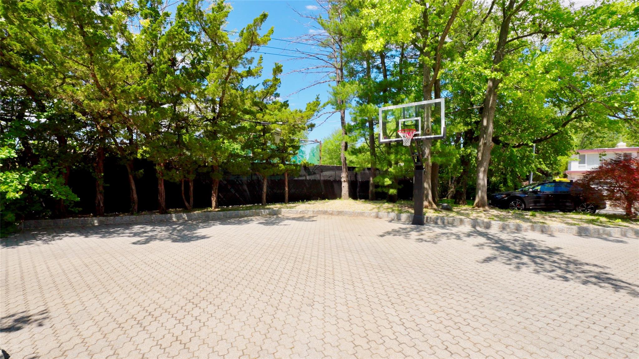 2420 Little Neck Boulevard, Bayside, New York image 40