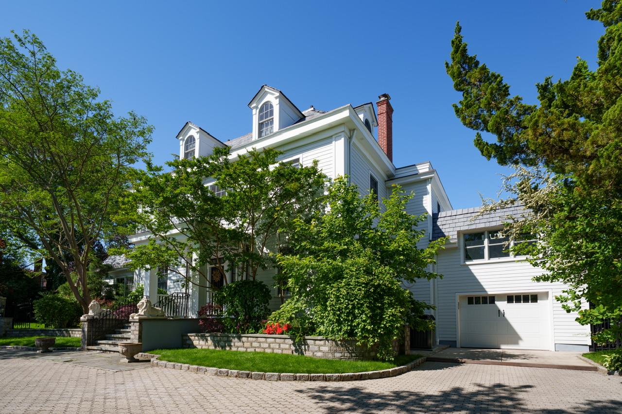 2420 Little Neck Boulevard, Bayside, New York image 43