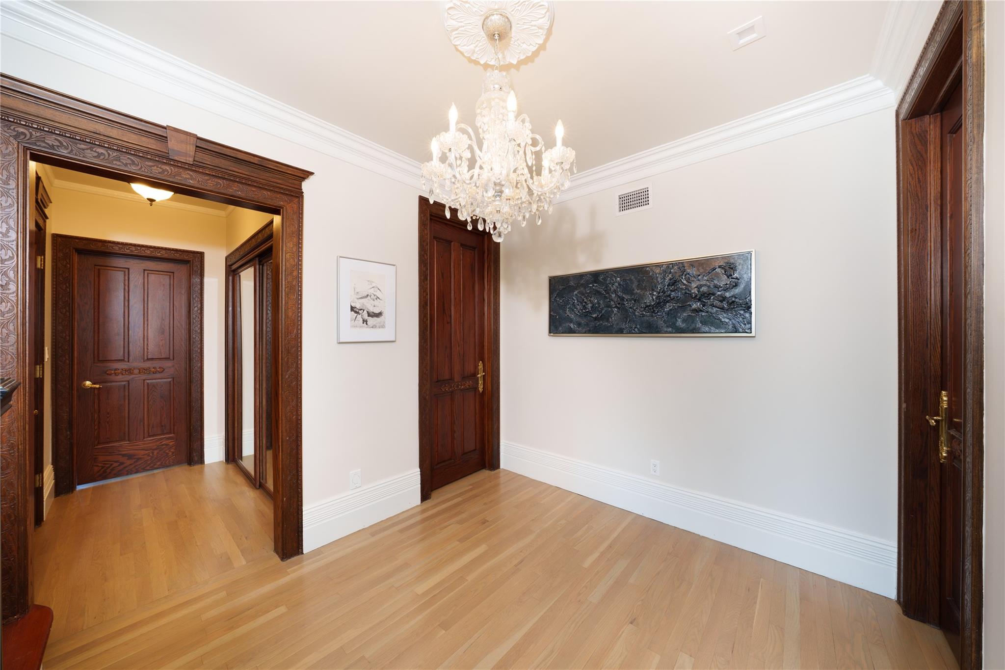 2420 Little Neck Boulevard, Bayside, New York image 23