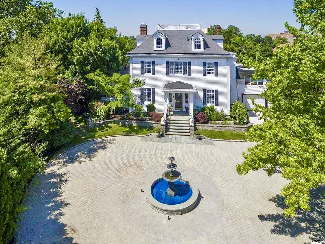 Property for Sale at Little Neck Boulevard, Bayside, Queens, NY - Bedrooms: 5 
Bathrooms: 4.5 
Rooms: 10  - $5,250,000